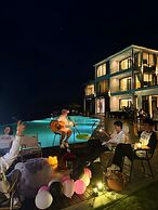 Zhang jiajie XMAN Valley Sunrise Resort