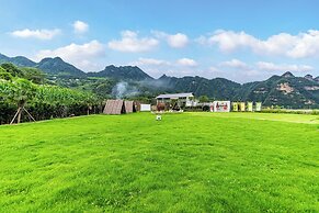 Zhang jiajie XMAN Valley Sunrise Resort