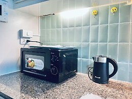 One Uptown Residence Near St Lukes