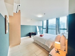 One Uptown Residence Near St Lukes