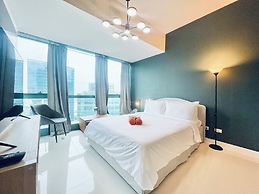 One Uptown Residence Near St Lukes