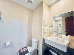 One Uptown Residence Near St Lukes