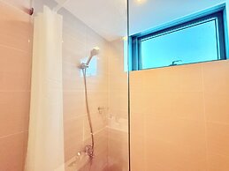 One Uptown Residence Near St Lukes