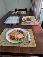 Shalakwe Hills-Inn Guesthouse
