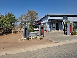 Shalakwe Hills-Inn Guesthouse