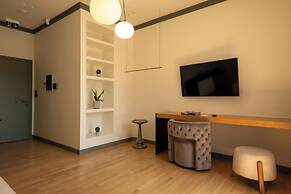 Whisper Boutique Hotel