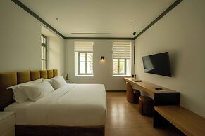 Whisper Boutique Hotel