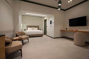 Whisper Boutique Hotel