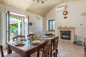 Tenuta Guarini Trulli On Selva Di Fasano