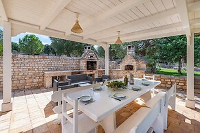 Tenuta Guarini Trulli On Selva Di Fasano
