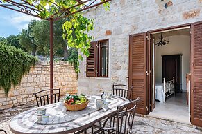 Tenuta Guarini Trulli On Selva Di Fasano