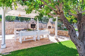 Tenuta Guarini Trulli On Selva Di Fasano