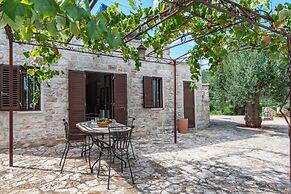 Tenuta Guarini Trulli On Selva Di Fasano