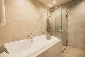 Sandbox beachfront villa2