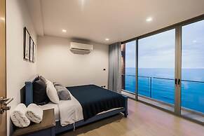 Sandbox beachfront villa2