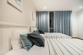 Sandbox beachfront villa2