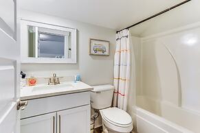 1 Mi to Beach: Family-friendly Hilton Head Retreat