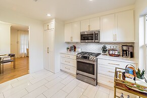 Tulsa Retreat w/ Backyard Oasis & Putting Green!