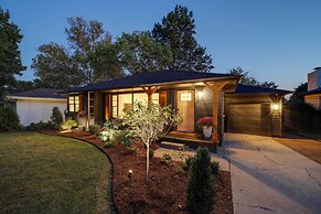 Tulsa Retreat w/ Backyard Oasis & Putting Green!