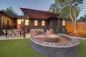 Tulsa Retreat w/ Backyard Oasis & Putting Green!