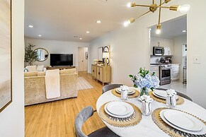 Tulsa Retreat w/ Backyard Oasis & Putting Green!