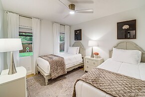 Tulsa Retreat w/ Backyard Oasis & Putting Green!