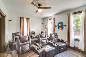 4 Mi to Dtwn: Home w/ Patio in Cleveland!
