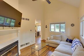 Annapolis Home Near Beach & Quiet Waters Park!