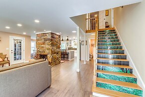 Historic Dahlonega Home w/ Wraparound Porch