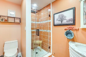 Historic Dahlonega Home w/ Wraparound Porch