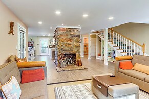 Historic Dahlonega Home w/ Wraparound Porch