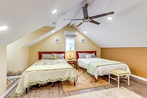 Historic Dahlonega Home w/ Wraparound Porch