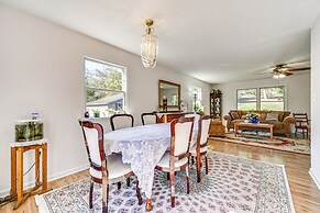Private Deck: Berkeley Springs Getaway!