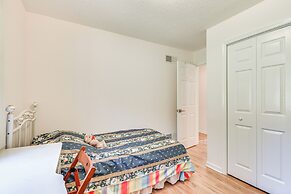 Private Deck: Berkeley Springs Getaway!