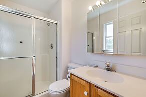 Private Deck: Berkeley Springs Getaway!