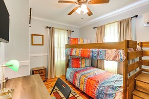 < 1 Mi to Dtwn: Pet-friendly Cabin in Murphy!