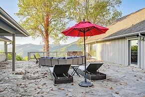 Group Getaway ~ 3 Mi to Bryson City!