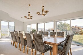 Group Getaway ~ 3 Mi to Bryson City!