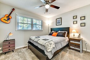 1 Mi to Dtwn: Home w/ Fire Pit & Deck in Hudson!