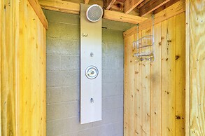 4 Mi to Cumberland River: Cabin w/ Deck & Fire Pit