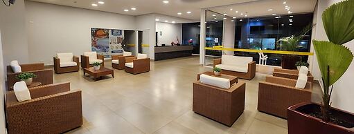 Everest Flat Service - HotFérias