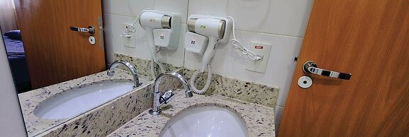 Everest Flat Service - HotFérias