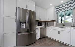 Villa Capri - Waterfront Luxury Home - Punta Gorda FL