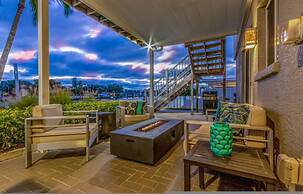 Villa Azule - Waterfront Luxury Home - Walk to Indian Rocks Beach FL