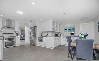 Villa Tranquility - Waterfront Luxury Home in Punta Gorda FL