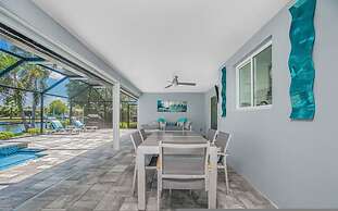 Villa Tranquility - Waterfront Luxury Home in Punta Gorda FL