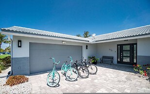 Villa Tranquility - Waterfront Luxury Home in Punta Gorda FL