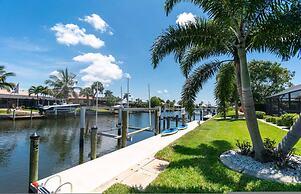 Villa Tranquility - Waterfront Luxury Home in Punta Gorda FL
