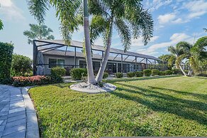 Villa Tranquility - Waterfront Luxury Home in Punta Gorda FL