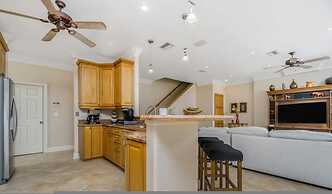 Villa Hibiscus - Waterfront Luxury Home - Punta Gorda FL